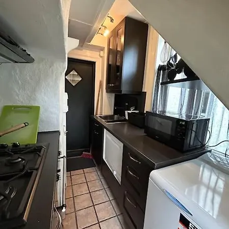 아파트 Cozy In Popular Street