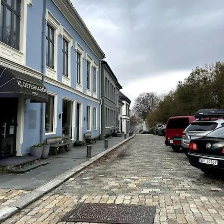 Cozy In Popular Street Lejlighed *