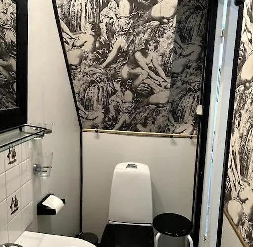 Cozy In Popular Street